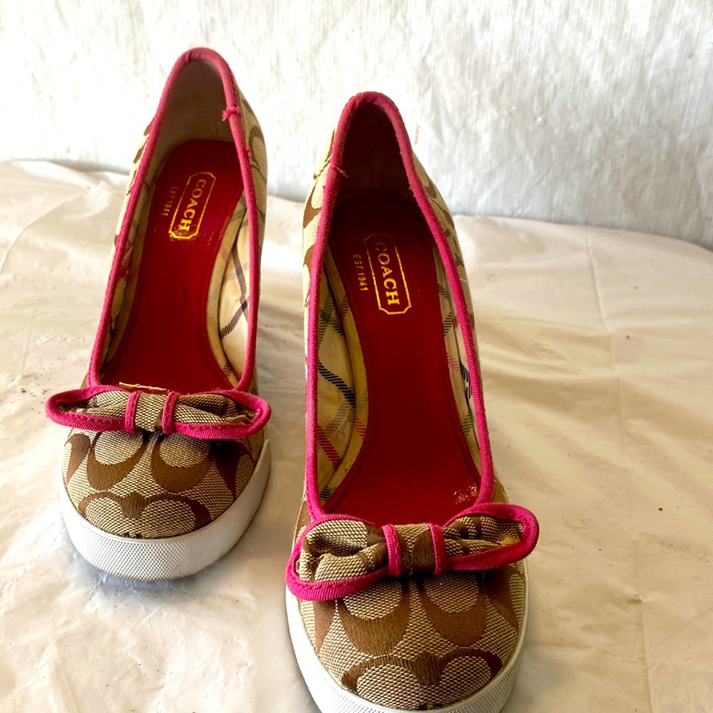 Coach Sweetie Wedge Heel Women's Size 7 Brown W/ Pink Trim